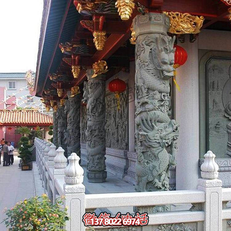 大理石雕刻的龙柱，点缀你家的广场和寺院
