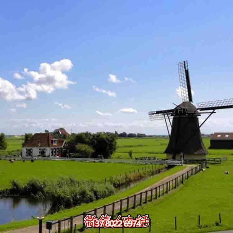 草原景点摆放大型防腐木头荷兰风车田园景观雕塑