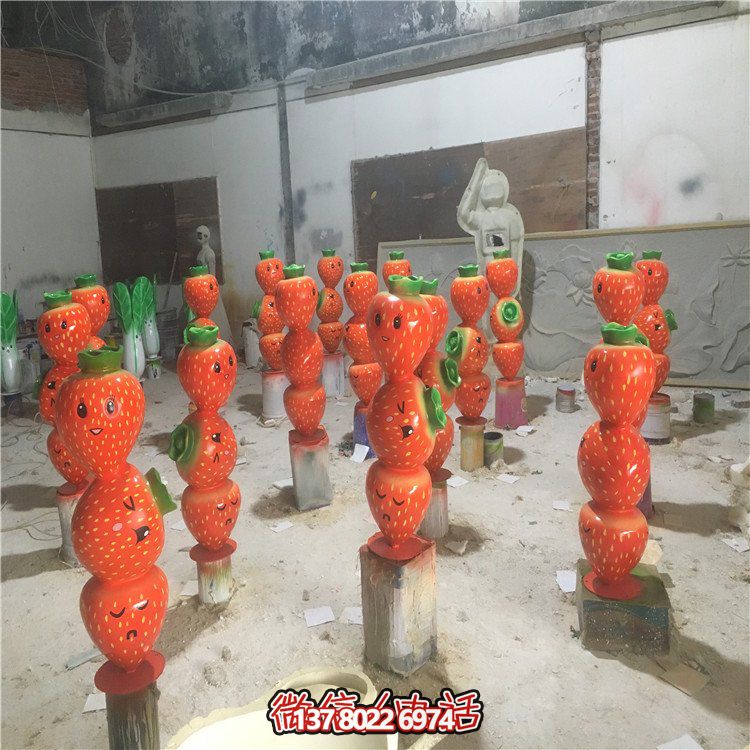 糖葫芦型卡通草莓雕塑