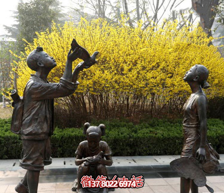 公园铜雕放风筝的儿童雕塑