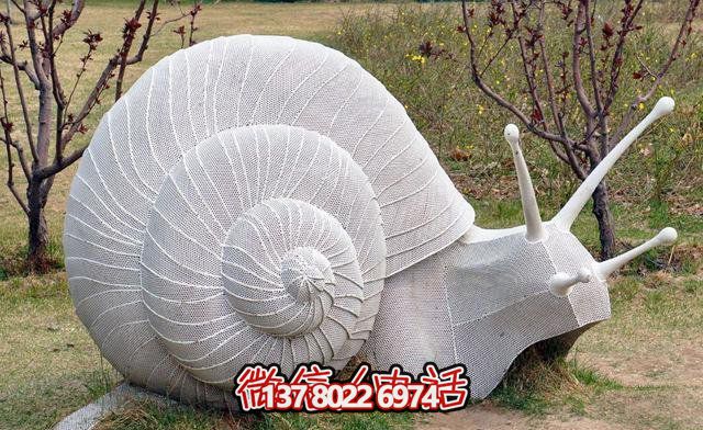公园摆放的砂石石雕创意蜗牛雕塑