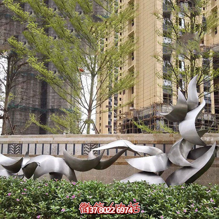 别墅小区抽象不锈钢景观动物雕塑