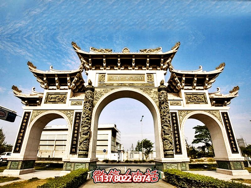 妈祖景点三门五楼古建青石雕牌坊