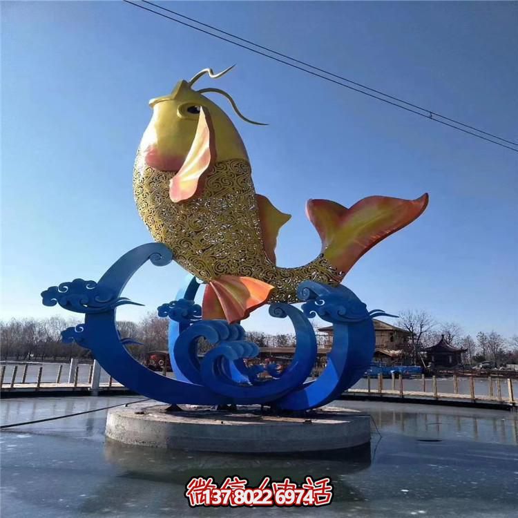 户外广场大型水景不锈钢彩绘园林景观鲤鱼摆件