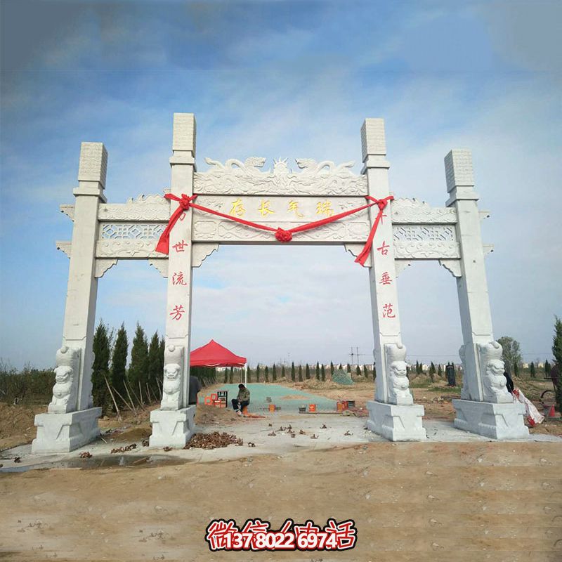新款墓园景观摆放三门石柱牌楼