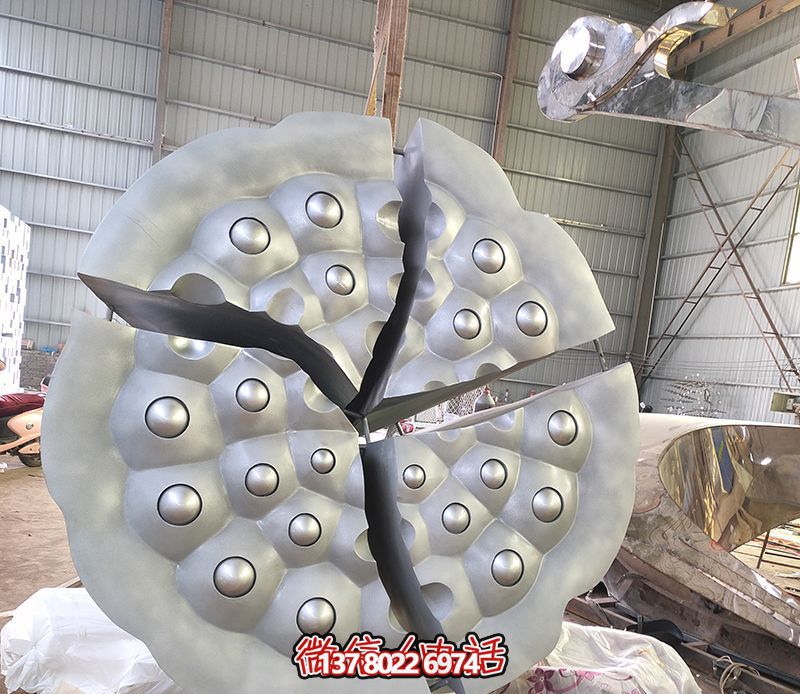 不锈钢公园莲蓬雕塑