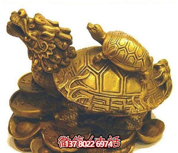 景区摆放的金色母子玻璃钢创意龙龟雕塑