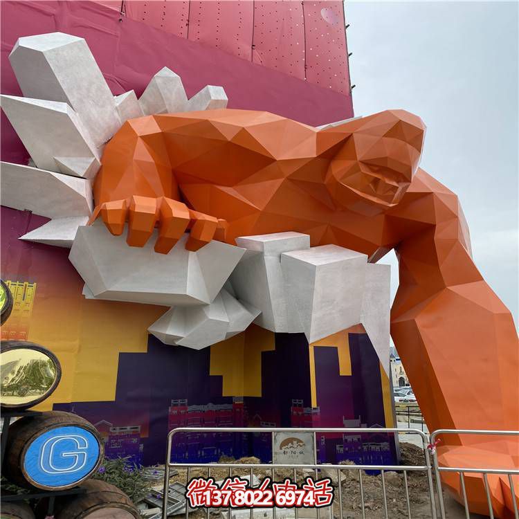 广场玻璃钢切面猩猩彩绘大象动物雕塑