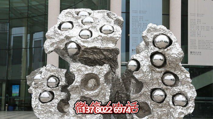 广场不锈钢抽象创意莲蓬雕塑