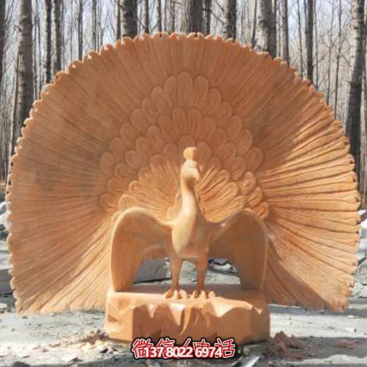 晚霞红大理石石雕开屏的孔雀