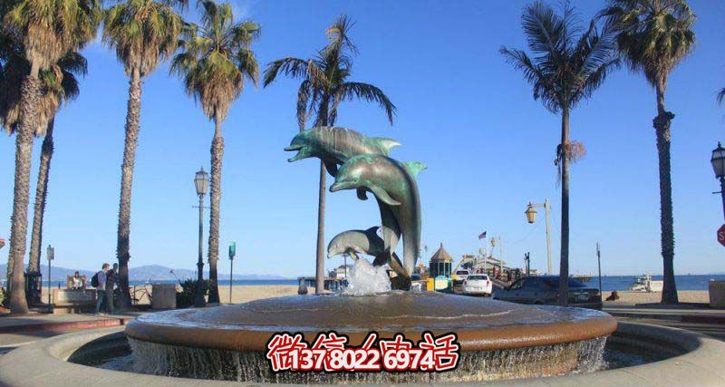 户外池塘几只跳跃的不锈钢海豚雕塑