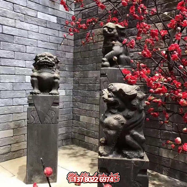 酒店门口装饰青石仿古狮子貔貅拴马桩雕塑