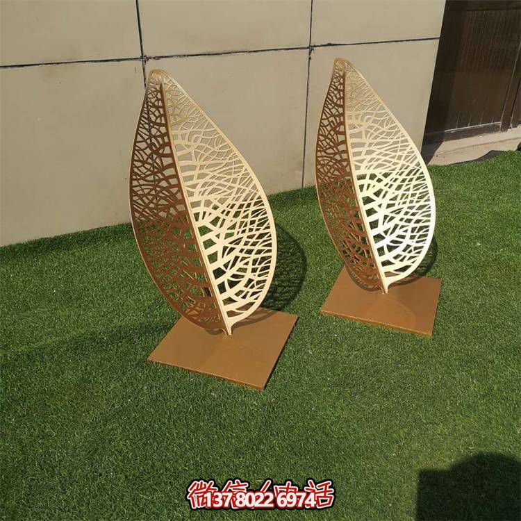 不锈钢喷漆金属镂空树叶园林户外景观小品