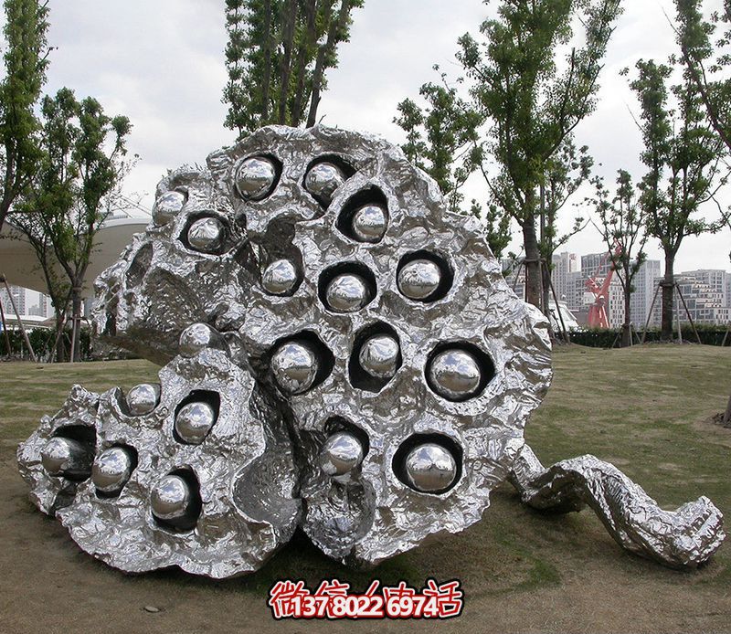 广场不锈钢镜面抽象创意莲蓬雕塑